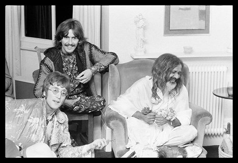 John Lennon, George Harrison, Maharishi Mahesh Yogi