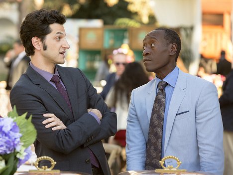 Ben Schwartz, Don Cheadle - House of Lies - The Urge to Save Humanity Is Almost Always a False Front for the Urge to Rule - Photos
