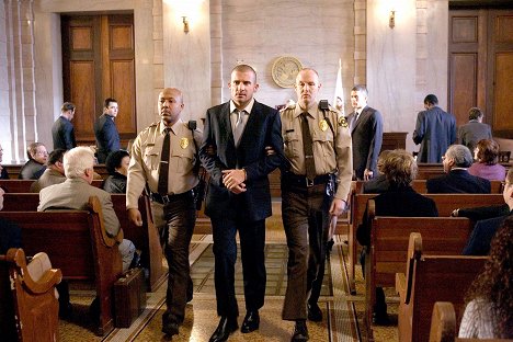 Dominic Purcell, Wentworth Miller - Prison Break - Brother's Keeper - Photos