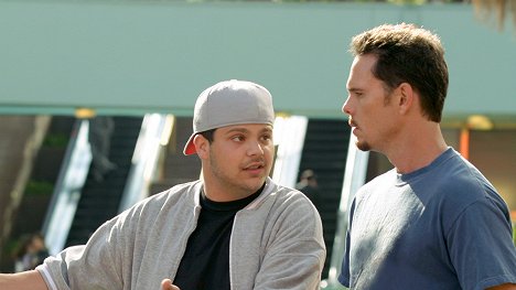 Jerry Ferrara, Kevin Dillon - Vincentov svet - New York - Z filmu