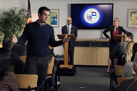 Ty Burrell, David Cross, Julie Bowen