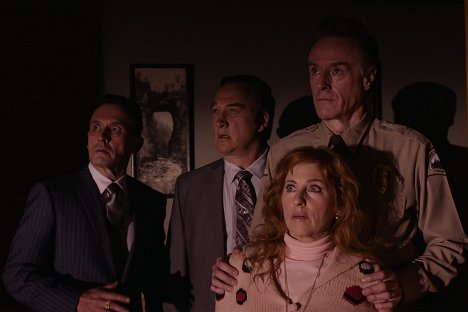 Robert Knepper, Jim Belushi, Kimmy Robertson, Harry Goaz - Twin Peaks - Episode 17 - Film