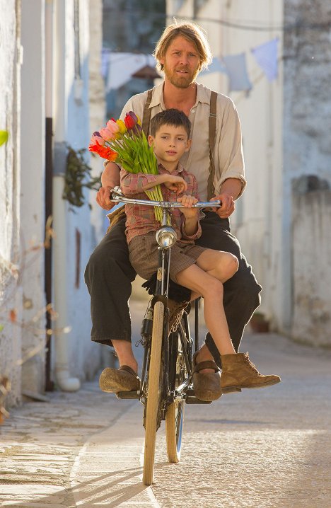 Gijs Naber, Gianni Pezzolla - Tulipani: Liefde, eer en een fiets - Van film