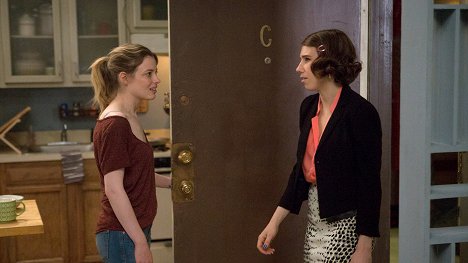 Gillian Jacobs, Zosia Mamet - Girls - Sit-In - Do filme