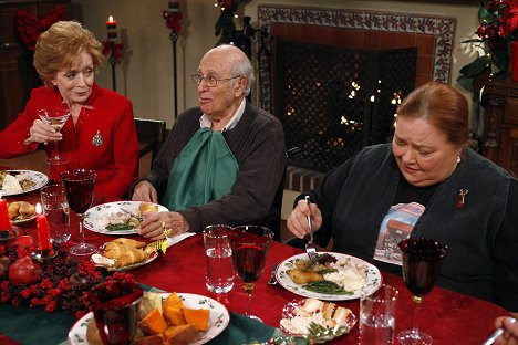 Holland Taylor, Carl Reiner, Conchata Ferrell - Two and a Half Men - Warning, It's Dirty - Photos