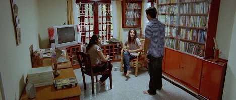 Trisha Krishnan - Vinnaithaandi Varuvaaya - Do filme