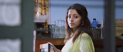 Trisha Krishnan - Vinnaithaandi Varuvaaya - Van film