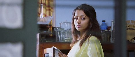 Trisha Krishnan - Vinnaithaandi Varuvaaya - Do filme