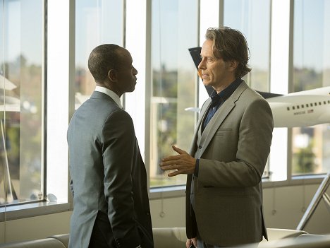 Don Cheadle, Steven Weber - House of Lies - We're Going to Build a Mothership and Rule the Universe - Film