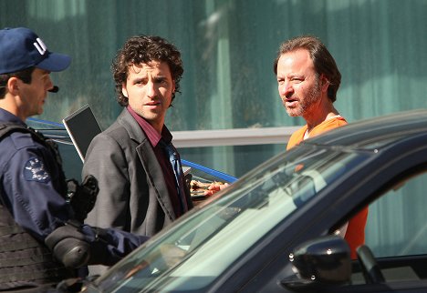 David Krumholtz, Fisher Stevens - Numb3rs - Con Job - Photos