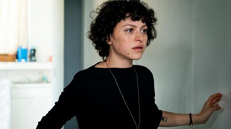 Alia Shawkat - Search Party - The House of Uncanny Truths - Z filmu