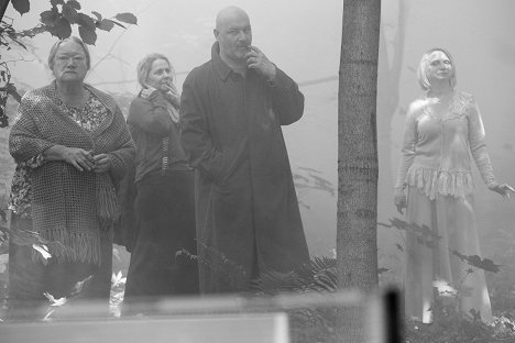 Lyudmila Polyakova, Анна Каменкова, Maksim Sukhanov, Irina Mazurkevich - Tri sestry - Filmfotos