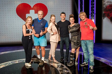 Vilma Cibulková, Pavel Nový, Aneta Krejčíková, Marta Jandová, Lukáš Pavlásek - Zdravotní test národa - Photos