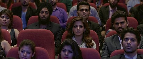 Saba Qamar - Hindi Medium - De la película