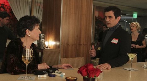 Nan Tepper, Ty Burrell, Julie Bowen - Modern Family - Le Retour de Mister Clive - Film