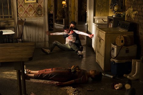 Joe Gilgun, Dominic Cooper - Preacher - The End of the Road - Photos