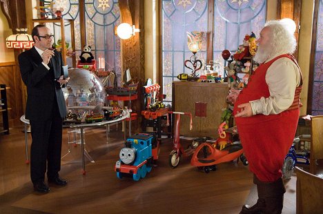 Kevin Spacey, Paul Giamatti - Aj Santa má brata - Z filmu