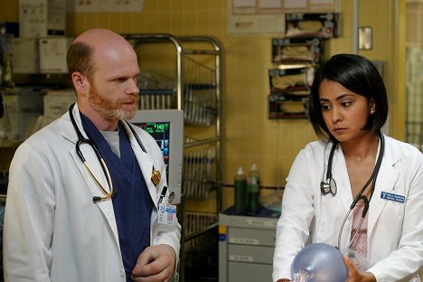 Paul McCrane, Parminder Nagra - Pohotovost - Série 10 - Z filmu