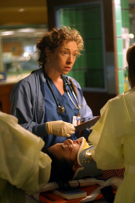 Alex Kingston - ER - Season 11 - Photos