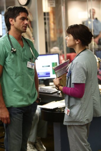 John Stamos, Linda Cardellini - Emergency Room - Season 14 - Filmfotos