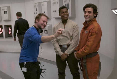 Rian Johnson, John Boyega, Oscar Isaac - Star Wars - Les derniers Jedi - Tournage