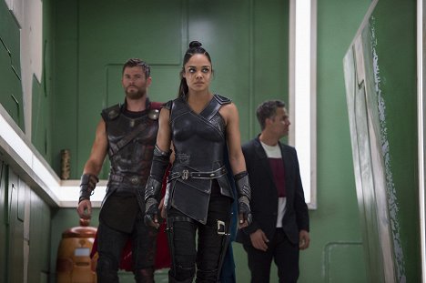 Chris Hemsworth, Tessa Thompson, Mark Ruffalo - Thor: Ragnarok - De la película
