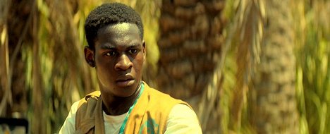 Ade Oyefeso - Gunman: Odkupienie - Z filmu