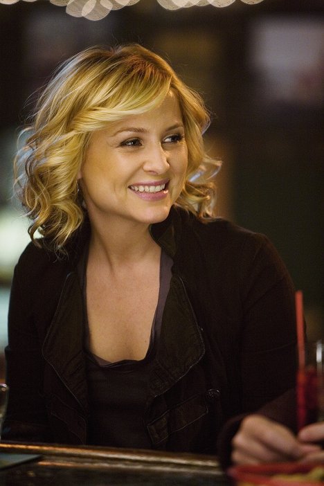 Jessica Capshaw - Grey's Anatomy - Beat Your Heart Out - Photos