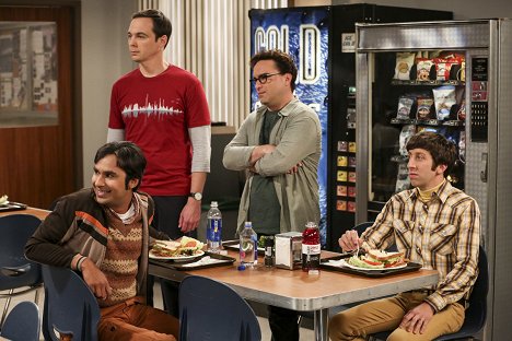 Kunal Nayyar, Jim Parsons, Johnny Galecki, Simon Helberg - The Big Bang Theory - The Proposal Proposal - Photos