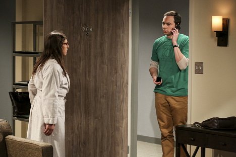 Mayim Bialik, Jim Parsons - The Big Bang Theory - The Proposal Proposal - Photos