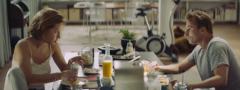 Adèle Exarchopoulos, Matthias Schoenaerts - Darebák a pretekárka - Z filmu