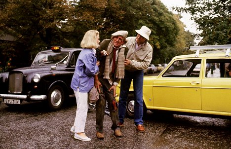 Beverly D'Angelo, Eric Idle, Chevy Chase - European Vacation - Photos