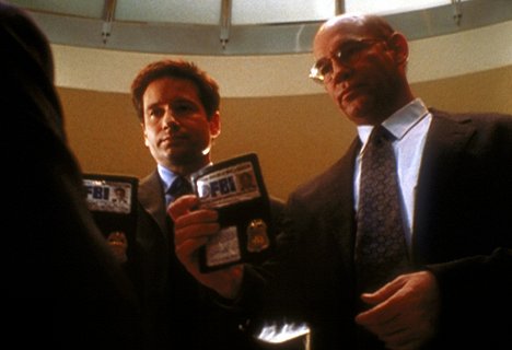 David Duchovny, Mitch Pileggi - The X-Files - Salaiset kansiot - Brand X - Kuvat elokuvasta