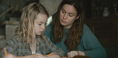 Shree Crooks, Brie Larson - Skleněný zámek - Z filmu
