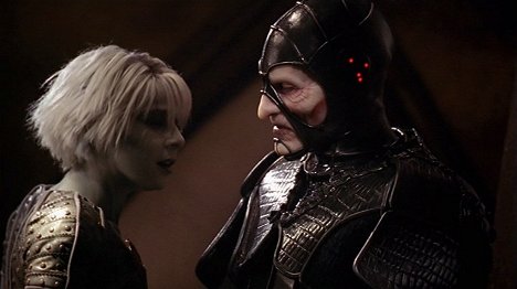 Gigi Edgley, Wayne Pygram - Farscape - Twice Shy - Z filmu