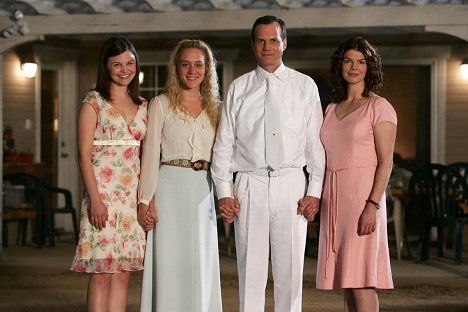 Ginnifer Goodwin, Chloë Sevigny, Bill Paxton, Jeanne Tripplehorn - Big Love - Season 1 - Filmfotos