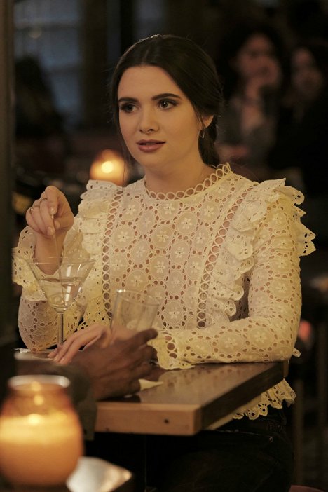 Katie Stevens - Troufalky - The End of the Beginning - Z filmu