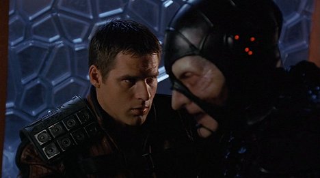 Ben Browder, Wayne Pygram - Farscape - We're So Screwed: Part 1: Fetal Attraction - Photos