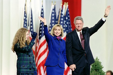 Hillary Clinton, Bill Clinton - The Nineties - De la película