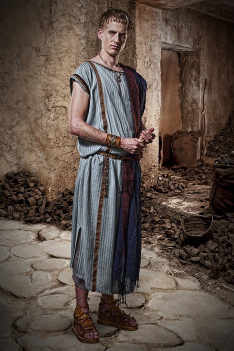 Gareth Williams - Spartacus: Gods of the Arena - Werbefoto