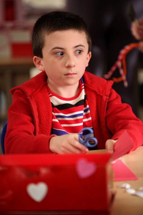 Atticus Shaffer - The Middle - Valentine's Day II - Photos