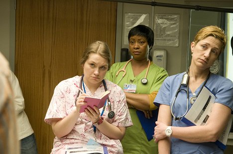 Merritt Wever, Edie Falco - Nurse Jackie - Health Care and Cinema - De la película
