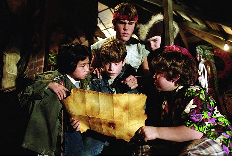 Ke Huy Quan, Sean Astin, Josh Brolin, Corey Feldman, Jeff Cohen - Die Goonies - Filmfotos