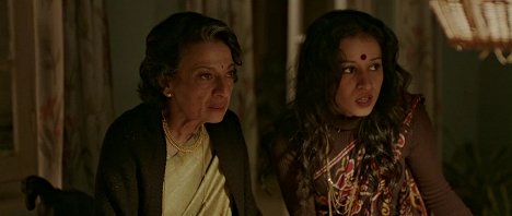 Tanuja Samarth, Tillotama Shome - A Death in the Gunj - De filmes