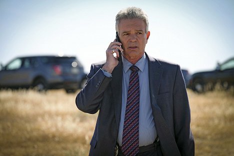 Tony Denison - Major Crimes - Foreign Affairs - Photos