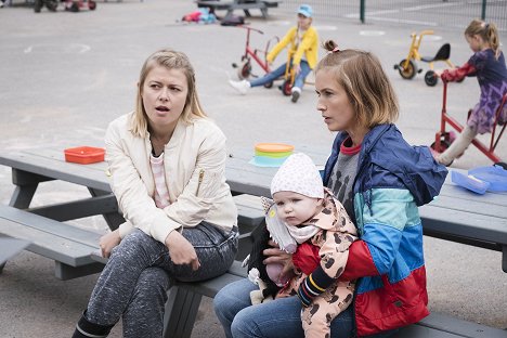 Ada Kukkonen, Marja Salo - Man and a Baby - Photos