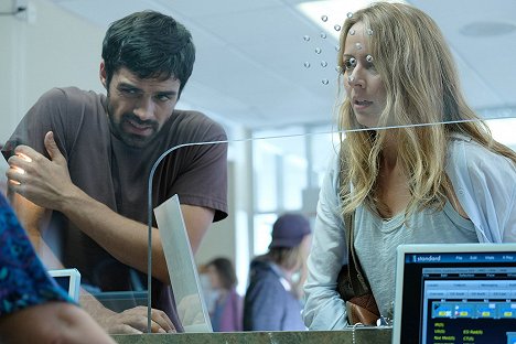 Sean Teale, Amy Acker - The Gifted - rX - Photos