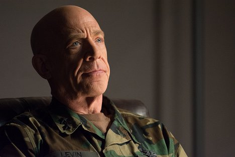 J.K. Simmons - Renegades - Mission of Honor - Filmfotos