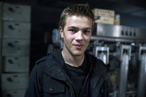 Connor Jessup - Falling Skies - Find Your Warrior - Z nakrúcania