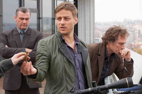 Ray Stevenson, Tom Wlaschiha, William Fichtner - Crossing Lines - Die Befreiung - Filmfotos